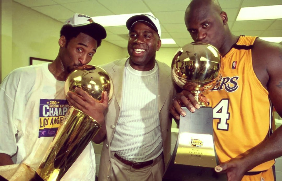 开云kaiyun平台-奥胖转发！美媒评湖人十大巨星：科比压魔术师居首 詹皇第十入选