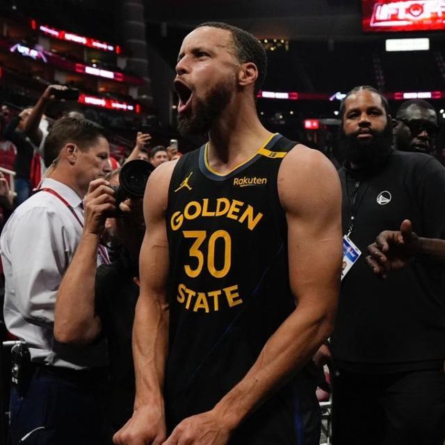 开云kaiyun平台-库里将进行核磁共振检查 科尔：做好他G2缺阵准备