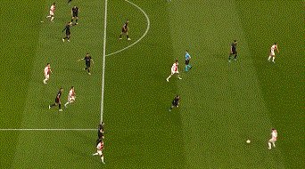 开云kaiyun平台-【欧冠】锋霸头球致胜 阿贾克斯主场0比1本菲卡出局