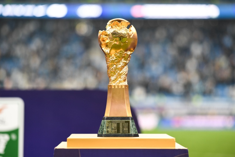 马德兴：罚分或让中超形势难料，罚单公布后有俱乐部连夜追加投资