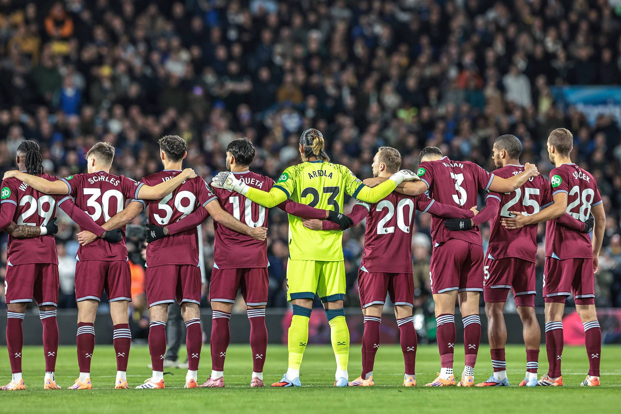 开云kaiyun官方网站-“令人失望的引援”：西汉姆联不可浪费3500万英镑机会，后卫引援在即