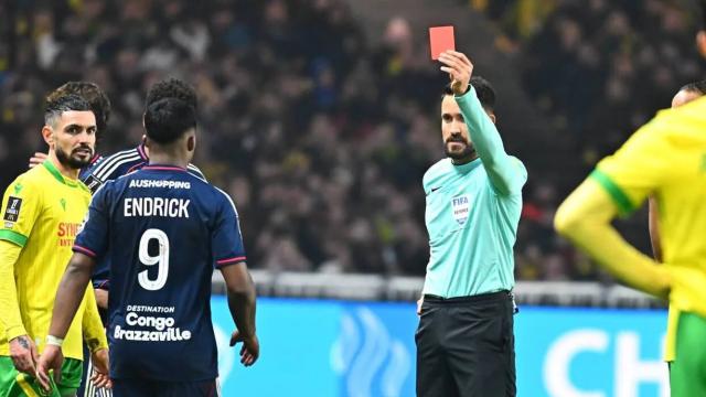 开云kaiyun平台-5场5球好状态被打断，皇马外租小将恩德里克染红